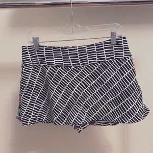 Express Skirt with hidden Shorts